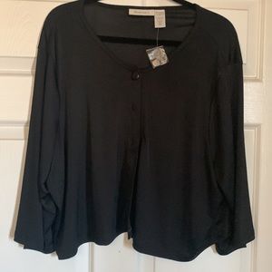 Perfect top for dressing NWT